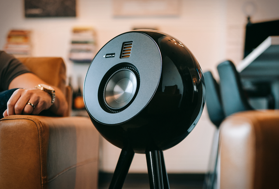 Caixa De Som Com Um Design E Som Inovadores - Oeplay Speaker | Image